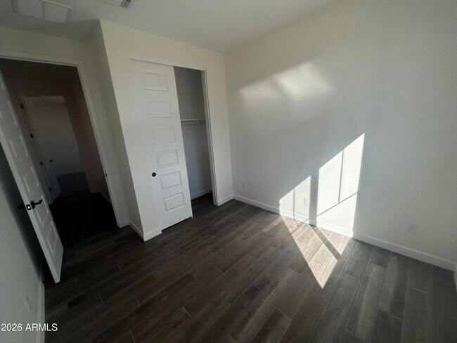 Photo - 1626 E Evelyn Dr