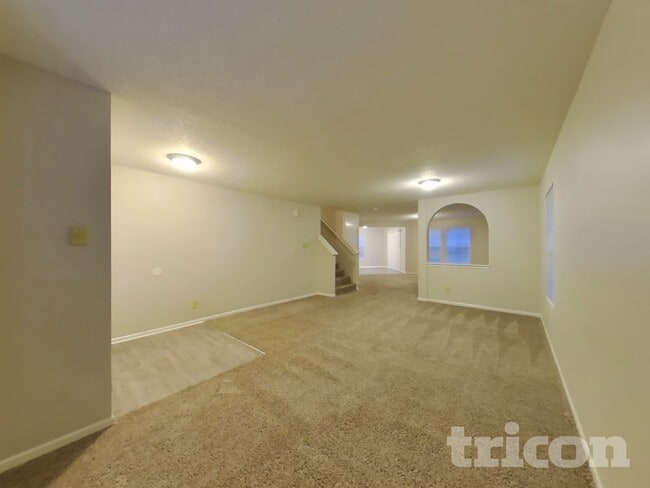 Photo - 8146 Firefly Way