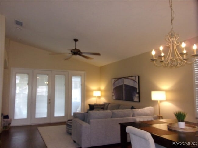 Photo - 877 W Silver Meadow Loop