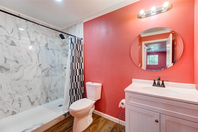 Photo - 303 Shady Glen Ln