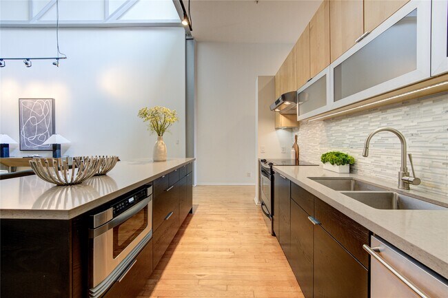 Photo - 1312 Live Oak St Unit 218