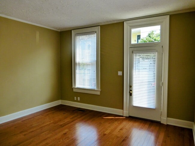 Living Room - 1117 Belvedere St Unit 1