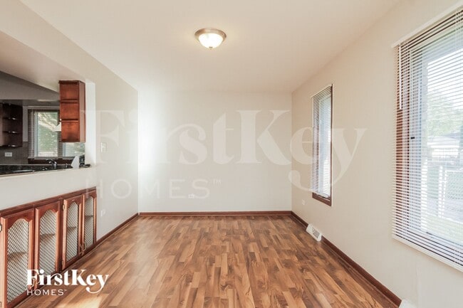 Photo - 18519 Carriage Ln