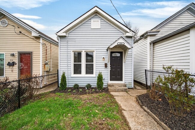 Building Photo - 508 Lilly Ave
