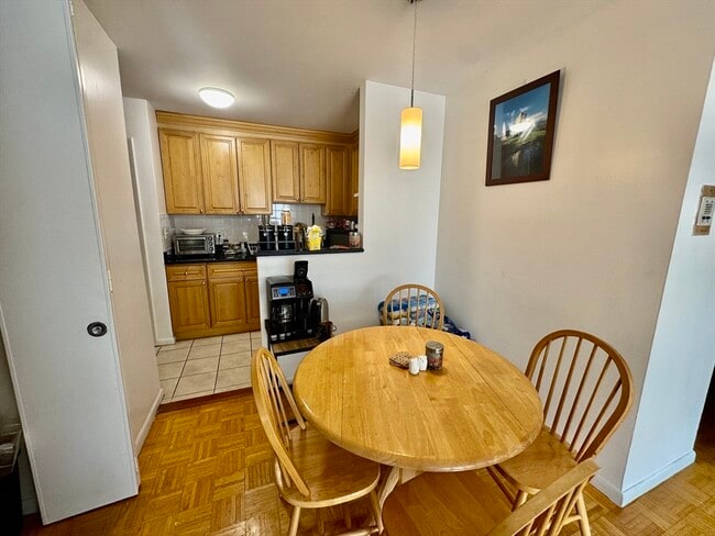 Photo - 2 Larose Pl Unit 15