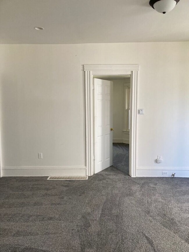 Photo - 615 S Main St Unit A