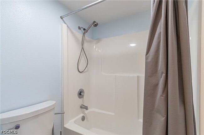Photo - 7410 Lake Breeze Dr Unit 203