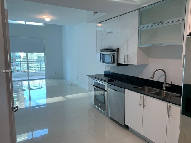 Photo - 60 SW 13th St Unit 3202