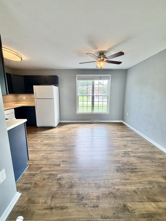 Photo - 1601 Thistle Dr