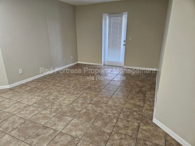 Photo - 4512 Leonard Blvd S