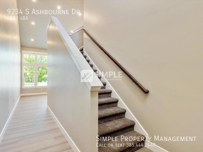 Photo - 9234 Ashbourne Dr