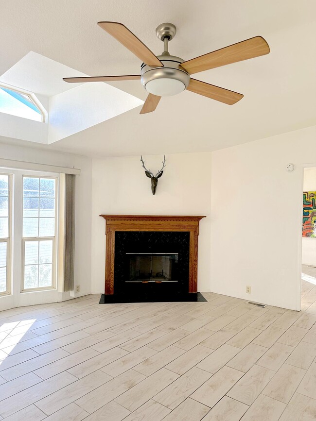 Photo - 14777 Palm Dr