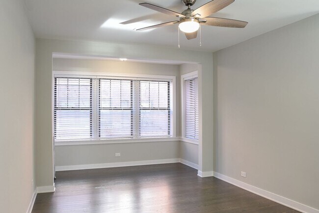 Photo - 3923 N Keeler Ave Unit 1