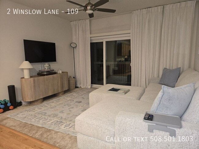 Photo - 2 Winslow Ln