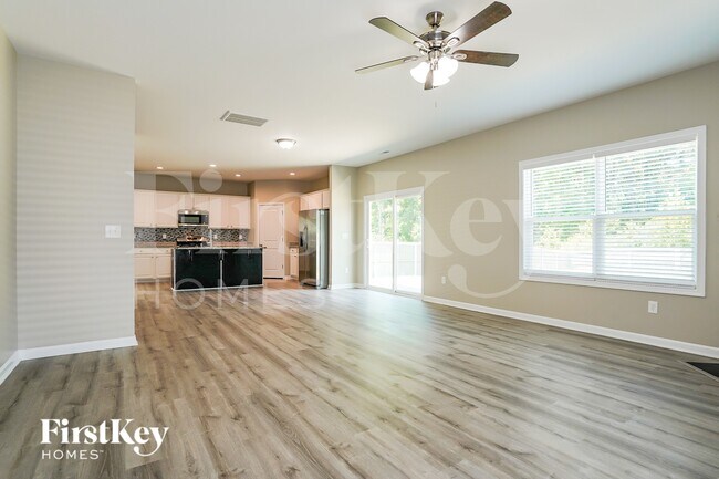 102 Sherrill Pl Ln