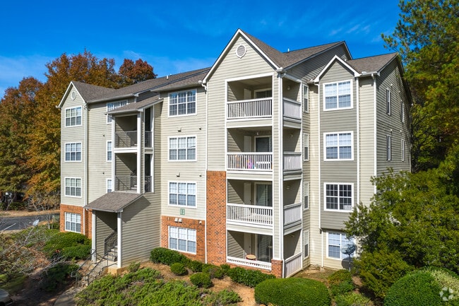 1359 Beaver Ruin Rd - Ellington Woods