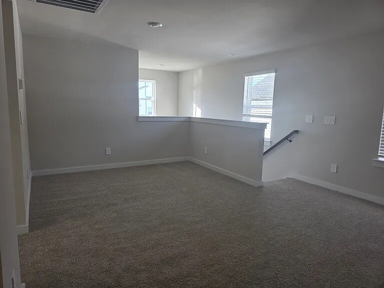 Photo - 4718 Oak Point Dr