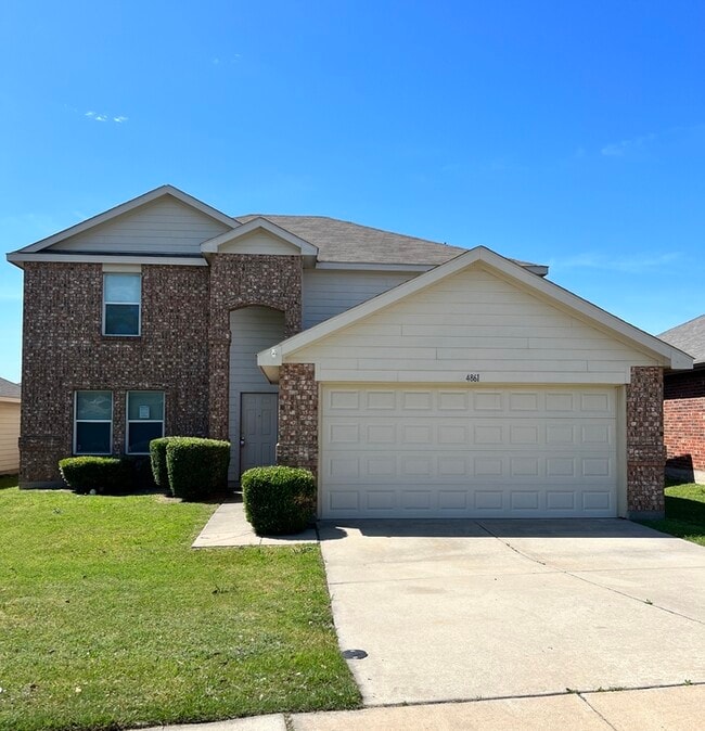 Building Photo - Very Spacious 4/2.5 in Parkview Hills & Ea... Rental