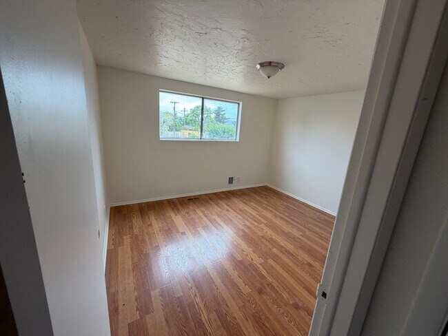 Photo - 3573 S 6545 W