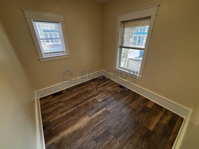 Photo - 1063 Quarry Ave NW Unit 1