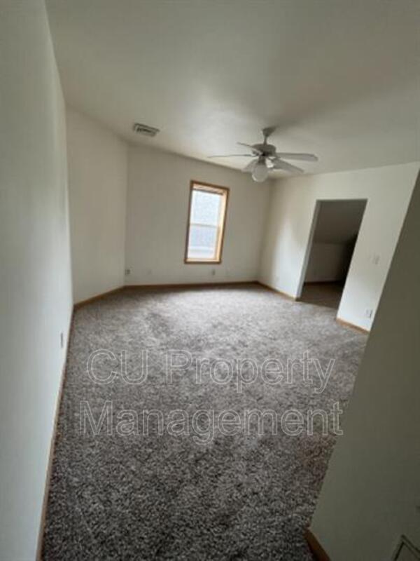 Photo - 609 W White St Unidad Apt 2