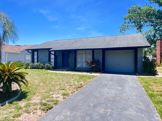 Building Photo - 3339 Van Nuys Loop Rental