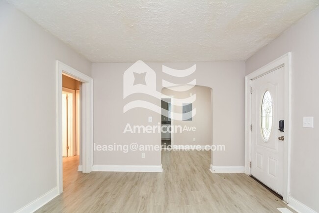 Photo - 112 Kensington Cir