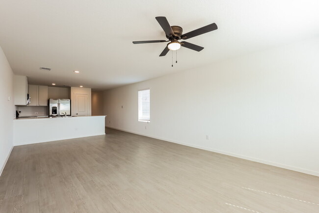 Photo - 533 Chevre Rd
