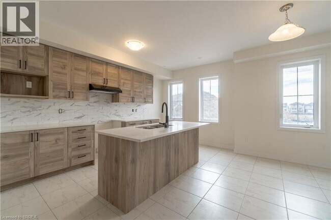 Photo - 237 Gillespie Dr