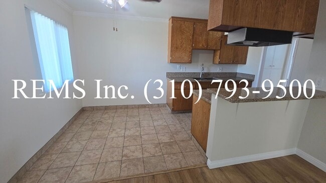 Photo - Hyde Park Manor