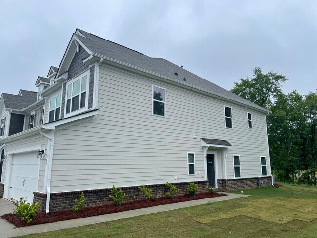 Photo - 347 Willowsford Dr