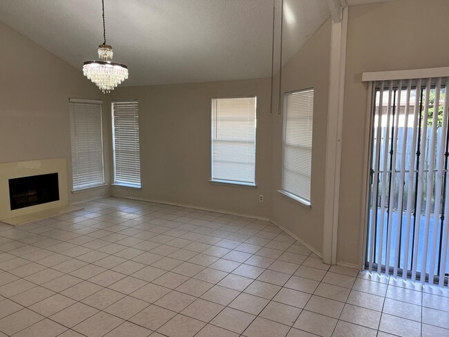 Photo - 15811 Beechnut St