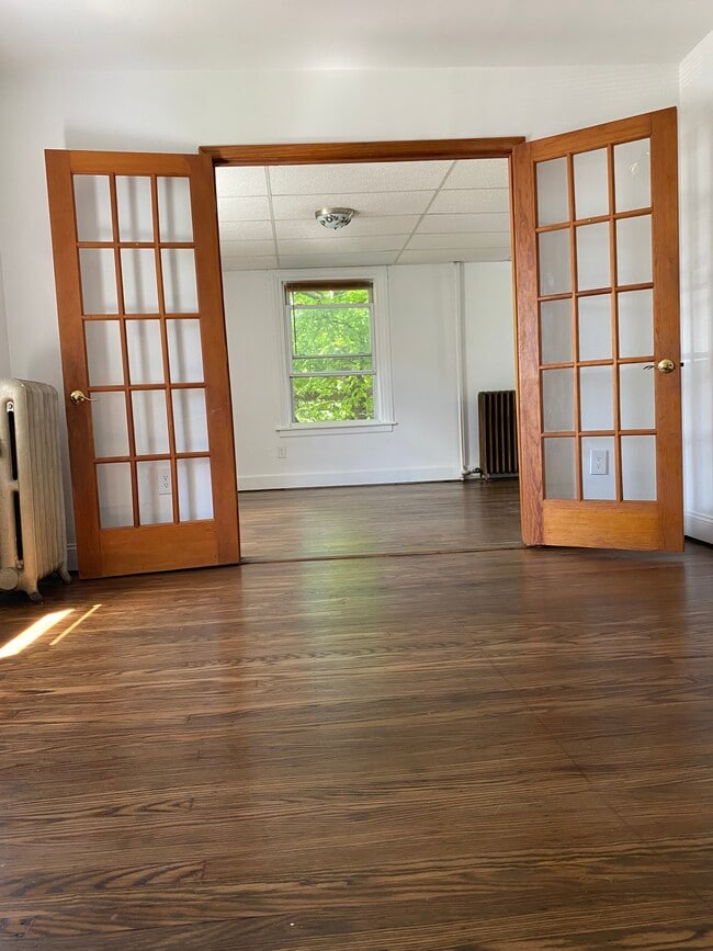 Photo - 206 E Hinckley Ave