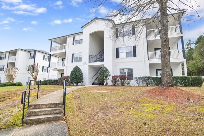 Building Photo - 79 Fifty Nine