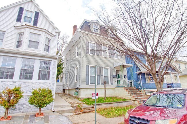 Photo - 1076 Fulton St