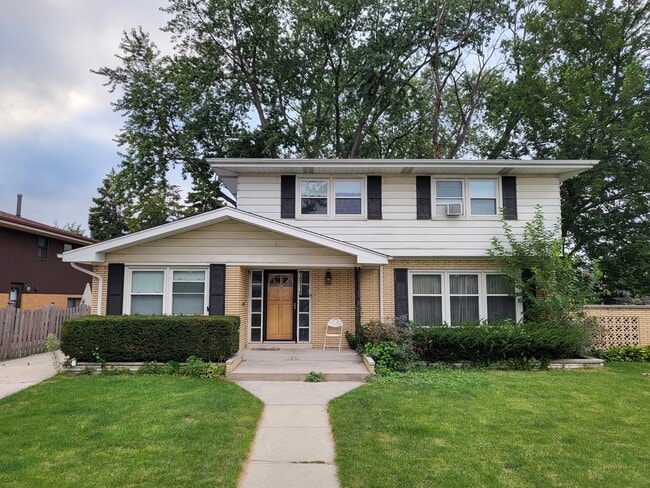 Photo - 10312 S Kenneth Ave House