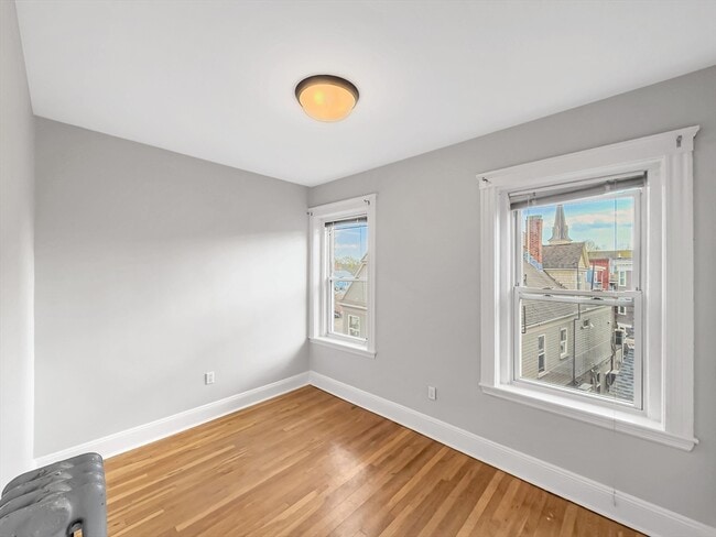 Photo - 595 Centre St Unidad 3