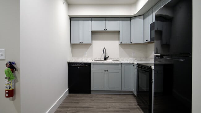 Photo - 15 Hungerford Terrace Unit 15