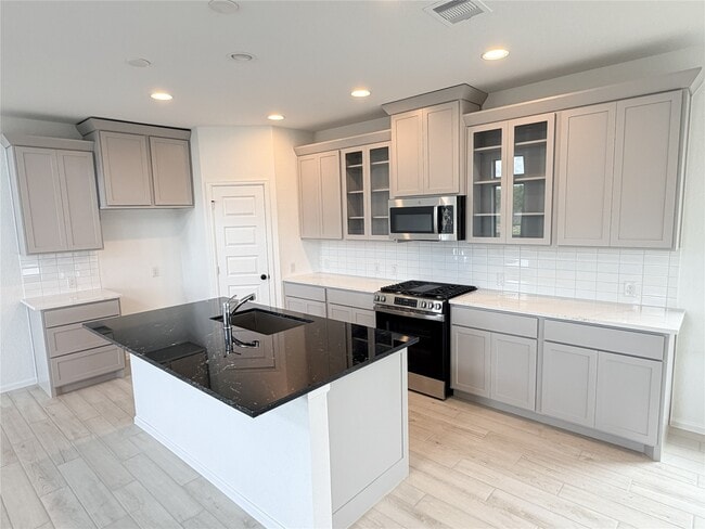 Photo - 10702 Ursa St