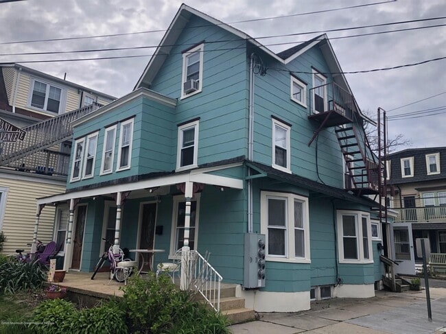 Building Photo - 90 Asbury Ave