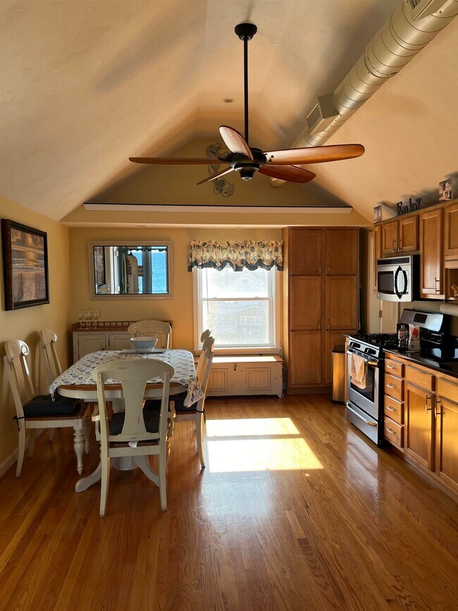 Photo - 116 Central Ave Unit 3