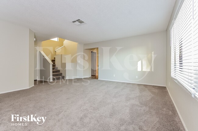 Photo - 1335 Clagett Ln