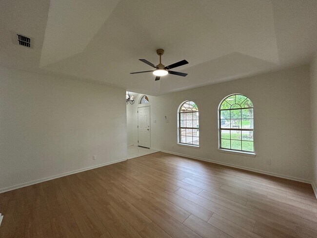 Photo - 126 Knoll Ave