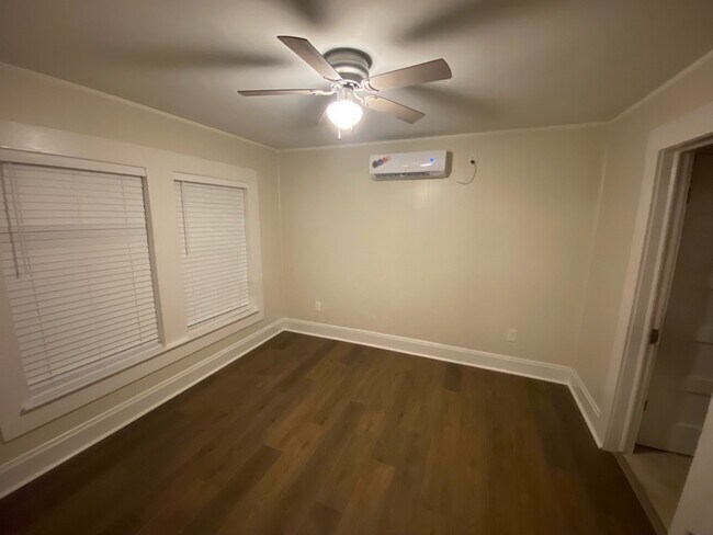 Photo - 414 N Pecan St