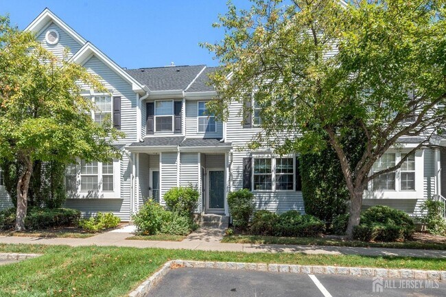 Photo - 1209 Blossom Cir