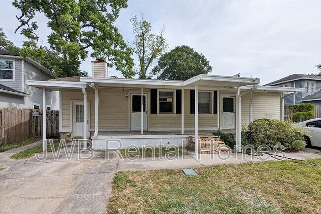 Photo - 4553 Astral St