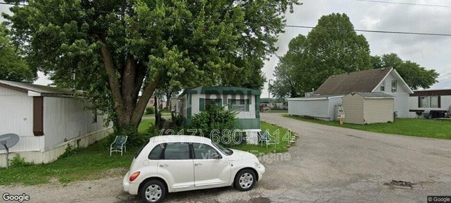 Building Photo - 835 S Old US Hwy 31