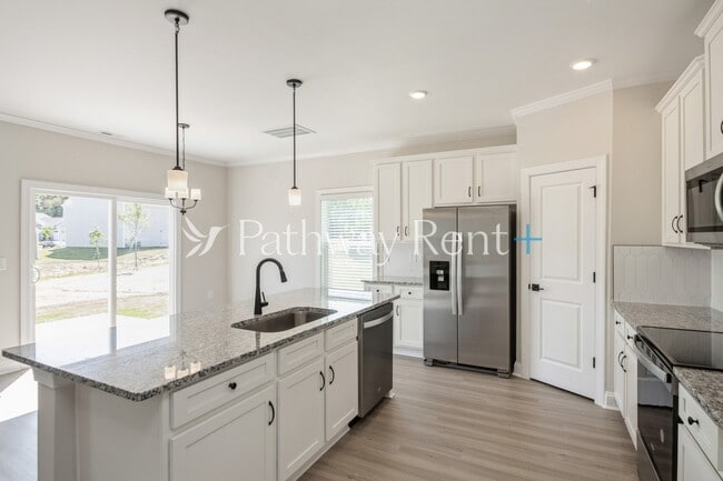 Photo - 139 Wembury Ln