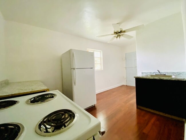 Photo - 1209 Hercules St Unit B