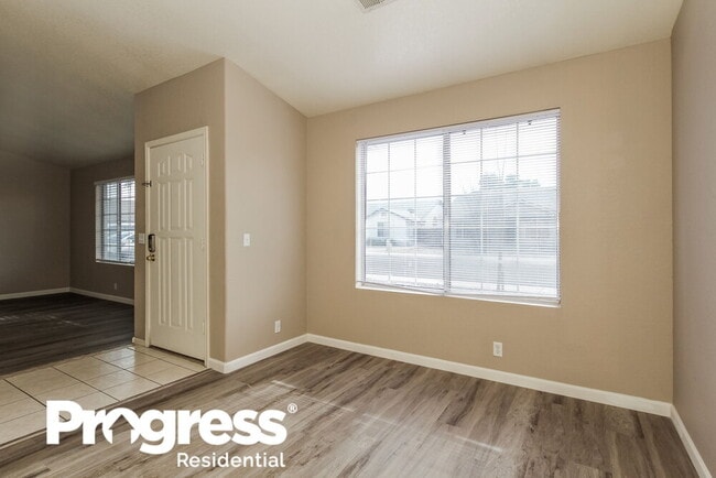 Photo - 8720 W Tuckey Ln